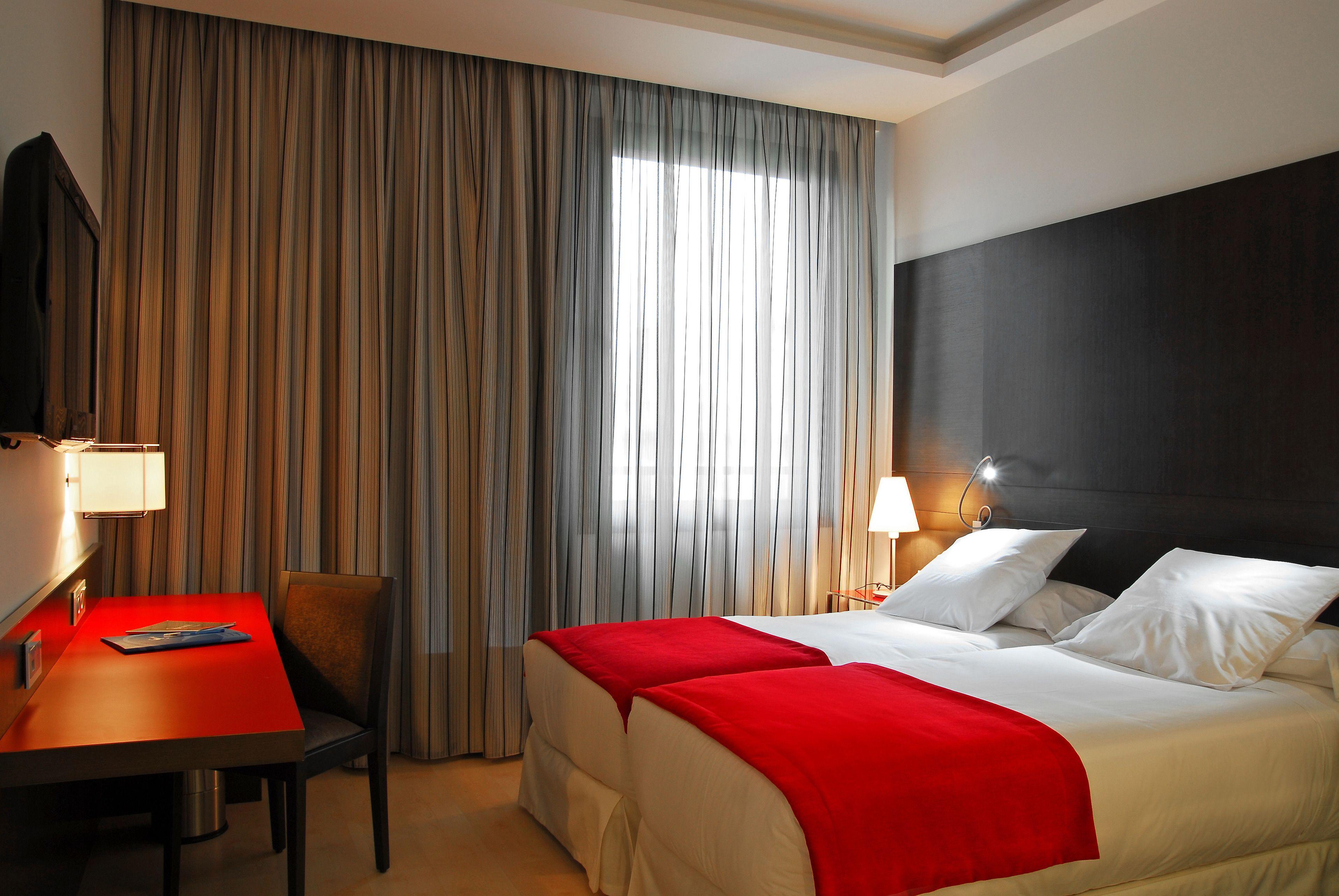 Grupotel Gran Via 678 — Bilder 1